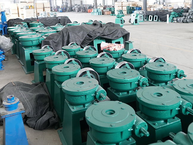 手电两用螺杆启闭机